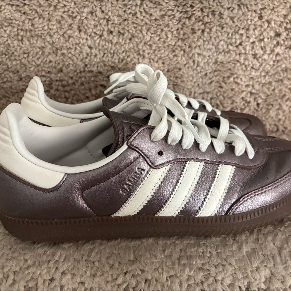 adidas metallic purple and White Sneakers